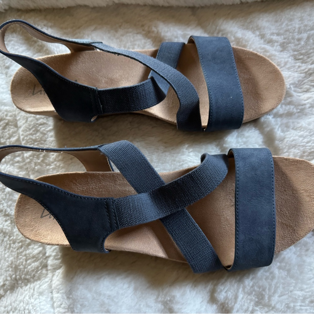 Life stride Sandles